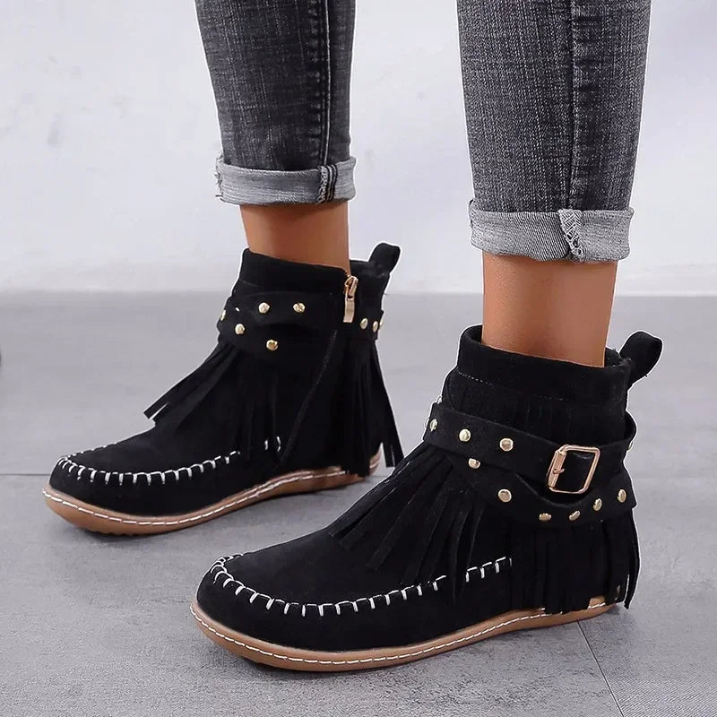 Round Toe Winter Boots for Women – Stylish & Comfortable