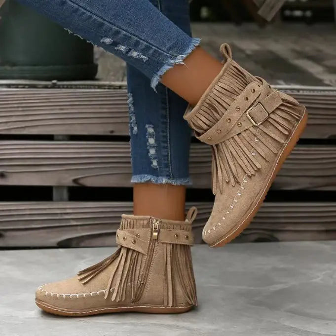 Round Toe Winter Boots for Women – Stylish & Comfortable