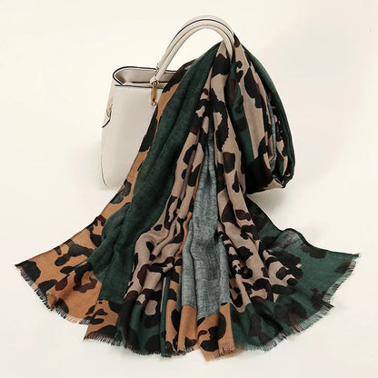 "Queen of the Savannah" Scarf Caliboot