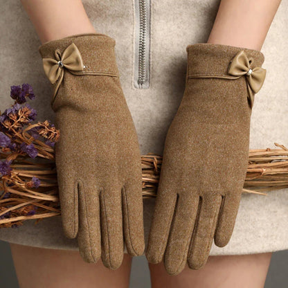 "Velvet Touch" Bow Gloves Caliboot