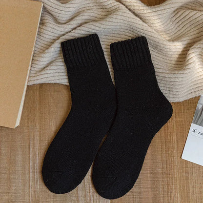 Cozy Plush Crew Socks Caliboot