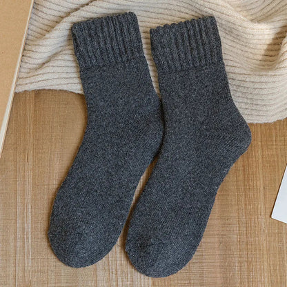 Cozy Plush Crew Socks Caliboot
