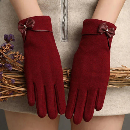 "Velvet Touch" Bow Gloves Caliboot