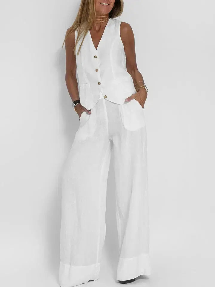 Sleeveless White Suit for Women – Effortless Style & Comfort 7