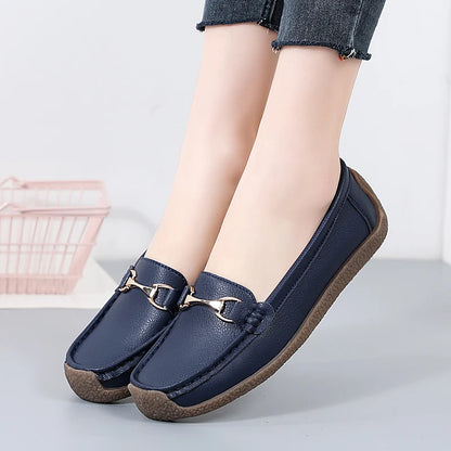 Slip-On Black Flats for Women – Stylish & Comfortable Moccasin Design