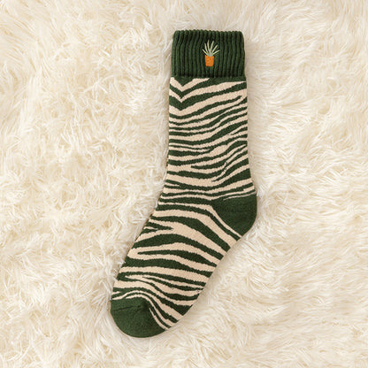 Thick Winter Socks for Women – Cozy & Stylish