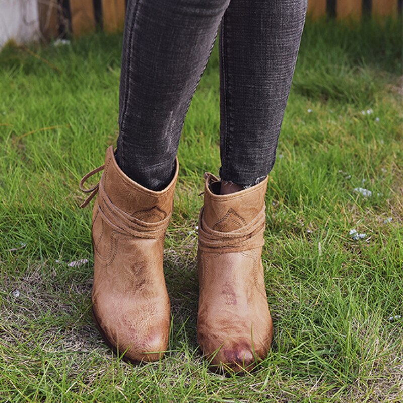 Vintage Lace-Up Ankle Boots for Women – Stylish & Comfortable