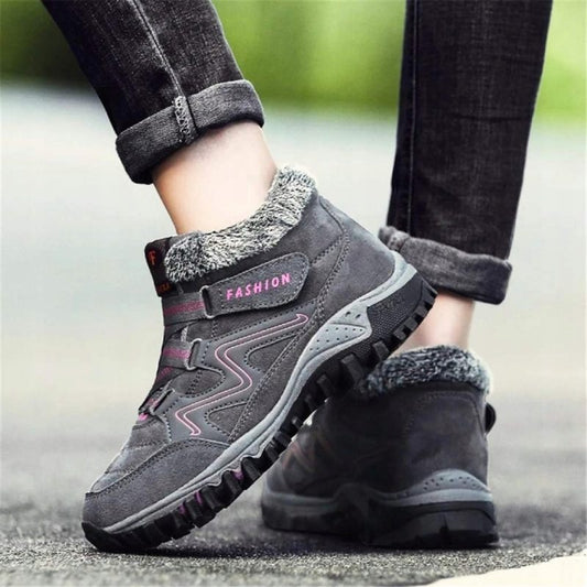 Warm Velvet Outdoor Shoes for Women – Stylish & Comfortable for Winter