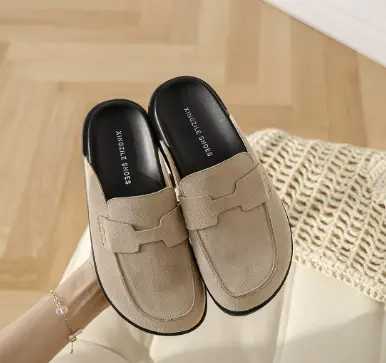 Classic Loafer Clogs for Women – Comfortable & Versatile Design Caliboot