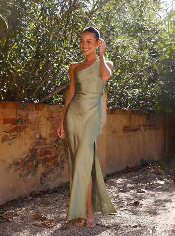 Dellia - Robe À Fente Asymétrique pour Femmes – Audacieuse & Élégante
